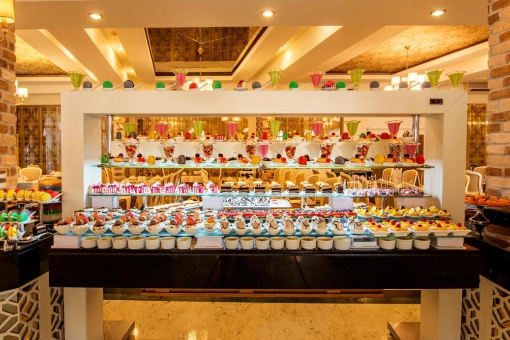Vuni Palace Luxury Resort & Beach & Casino キレニア エクステリア 写真