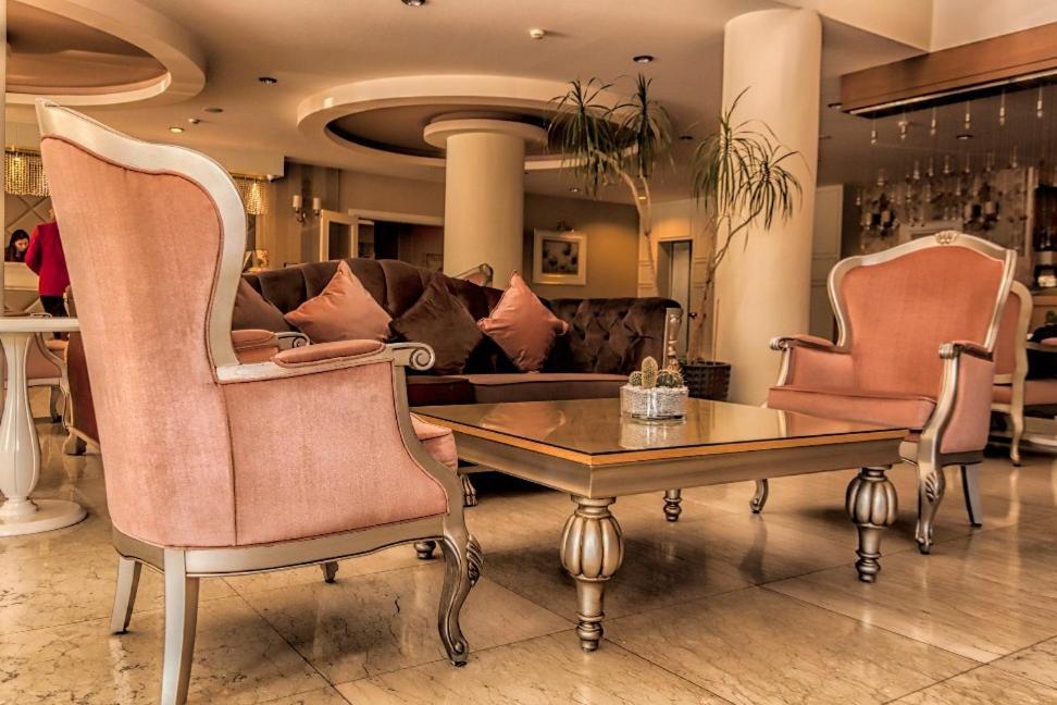 Vuni Palace Luxury Resort & Beach & Casino キレニア エクステリア 写真