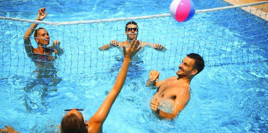 Vuni Palace Luxury Resort & Beach & Casino キレニア エクステリア 写真