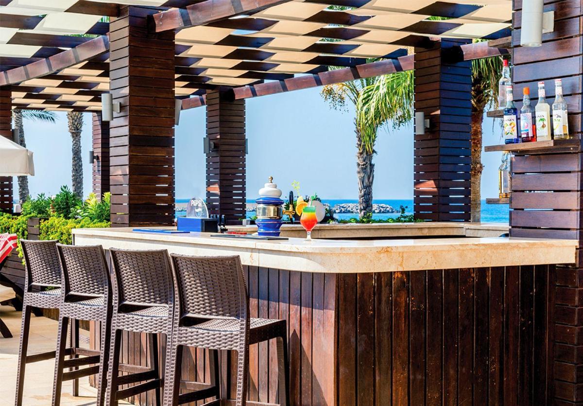 Vuni Palace Luxury Resort & Beach & Casino キレニア エクステリア 写真