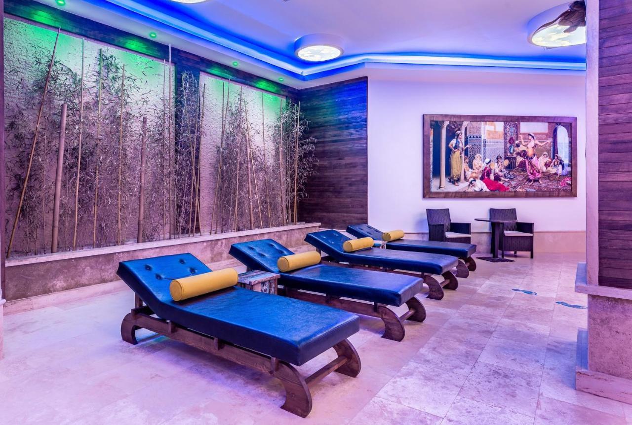 Vuni Palace Luxury Resort & Beach & Casino キレニア エクステリア 写真