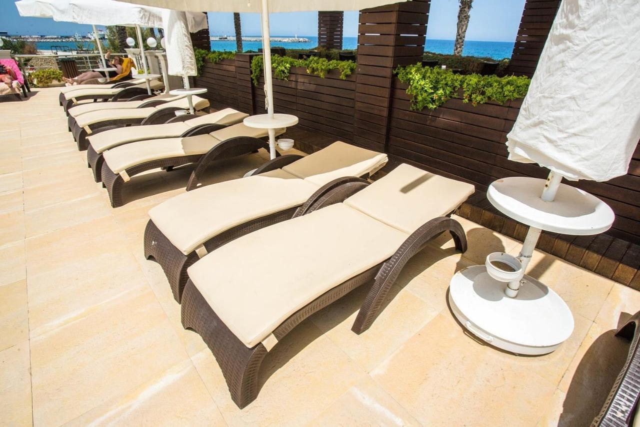 Vuni Palace Luxury Resort & Beach & Casino キレニア エクステリア 写真